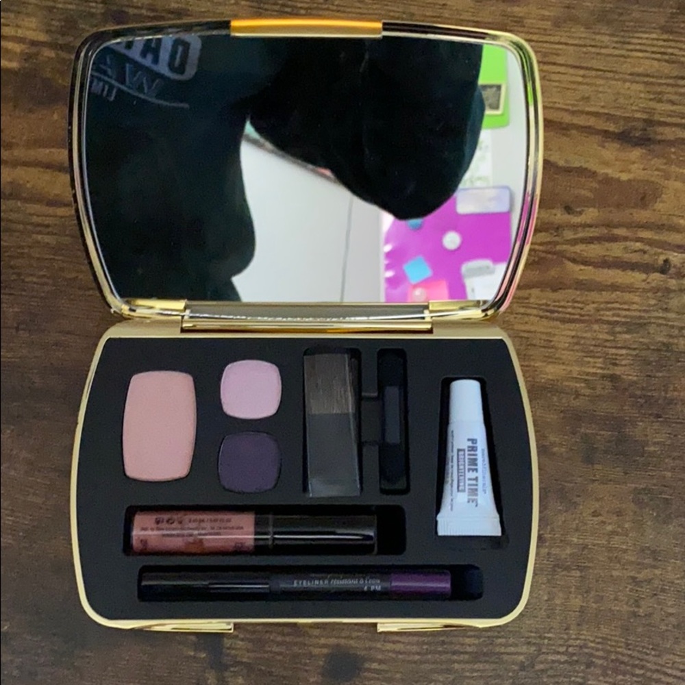 Makeup set
